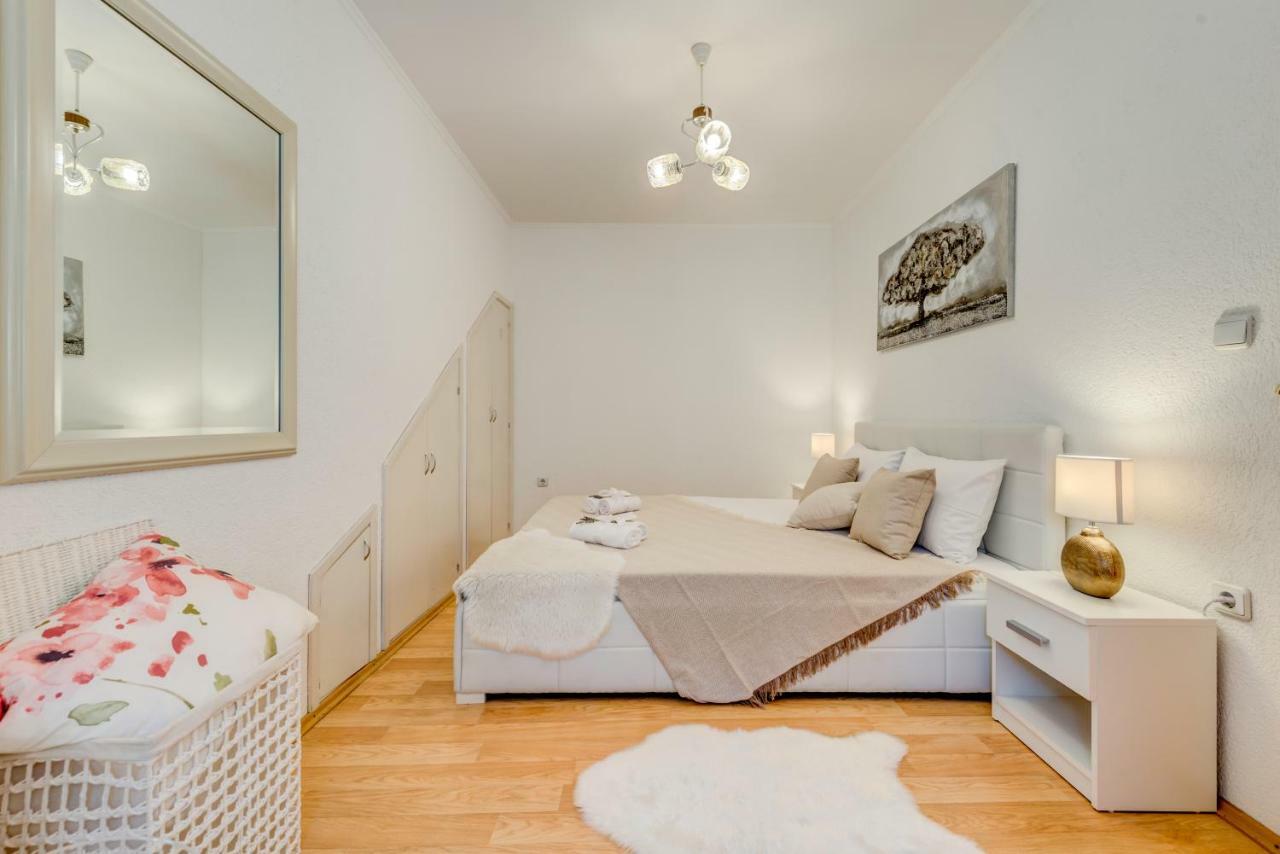 Abazur Apartment สปลิท ภายนอก รูปภาพ